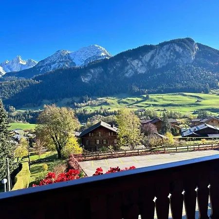 Penthouse Paradise With Indoor Swimming Pool Chateau-d'Oex