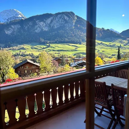 Penthouse Paradise With Indoor Swimming Pool Apartamento Château-d'Oex